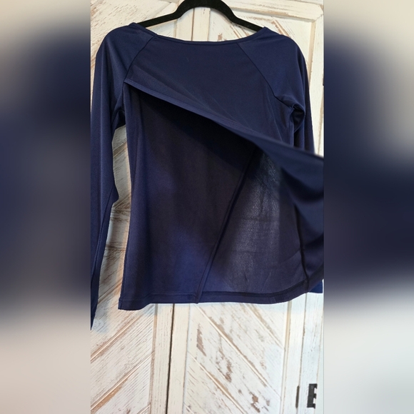 Simply Southern open back shirt youth XL navy blue - Picture 9 of 11